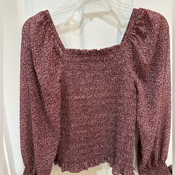 Madewell XS long sleeved smocked top - Picture 2 of 4